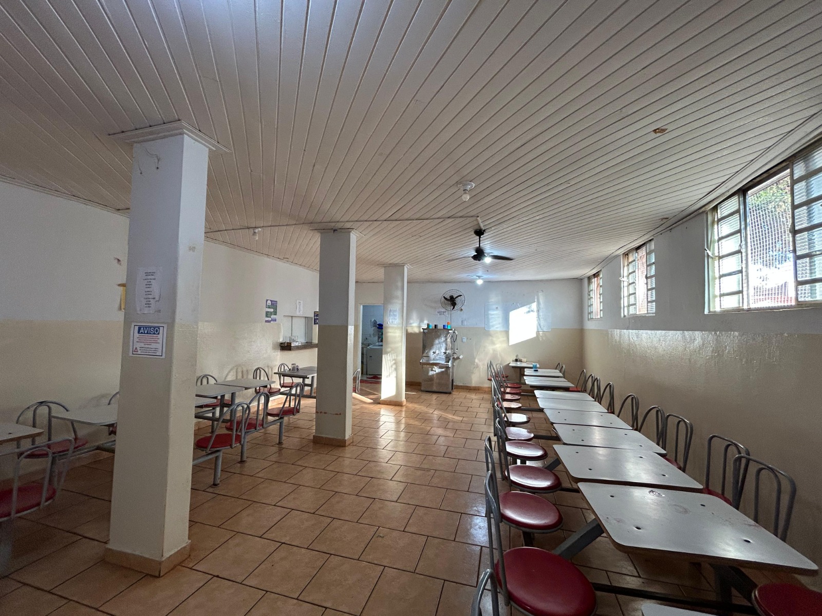 ABRIGO EMERGENCIAL DE INVERNO ESTÁ EM FUNCIONAMENTO