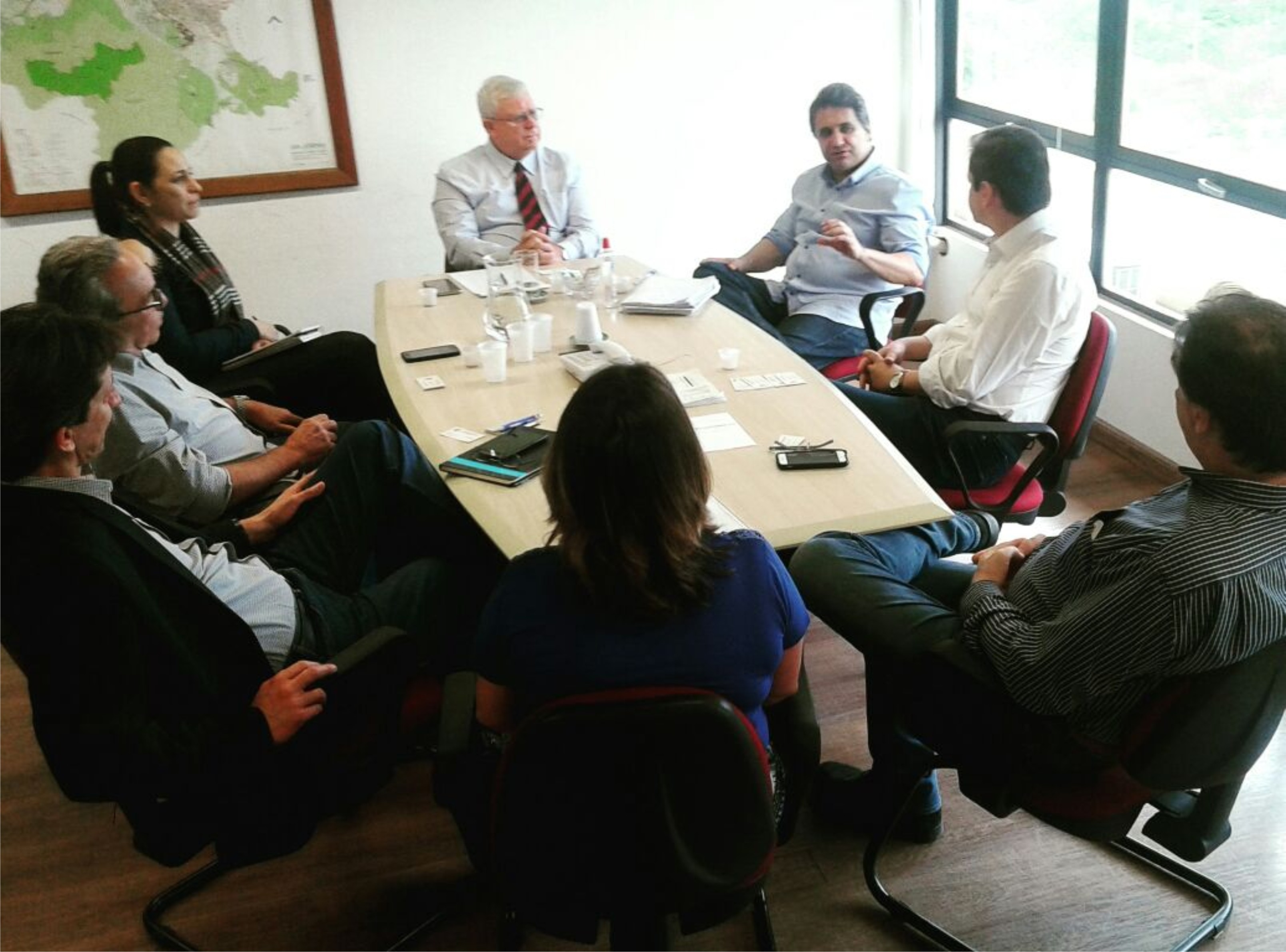 Visita a Jundiai busca experiências