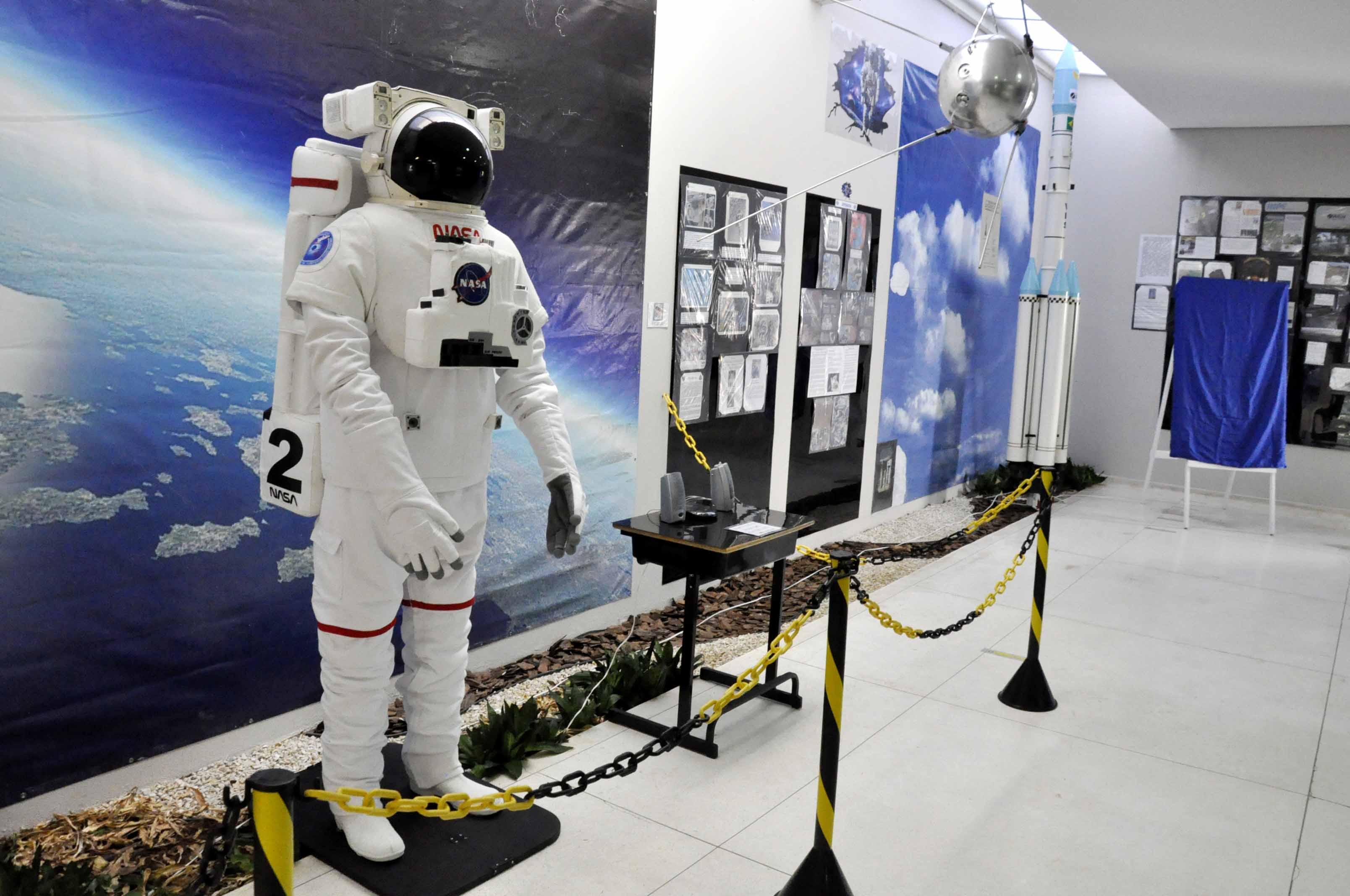 Centro de Estudos de Astronomia de Jahu (CEAJ): novo horário de atendimento