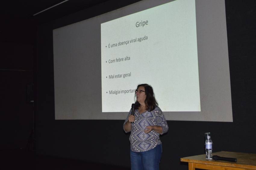 Prefeitura promove palestra no Projeto Desenvolvendo Talentos - FOTOS