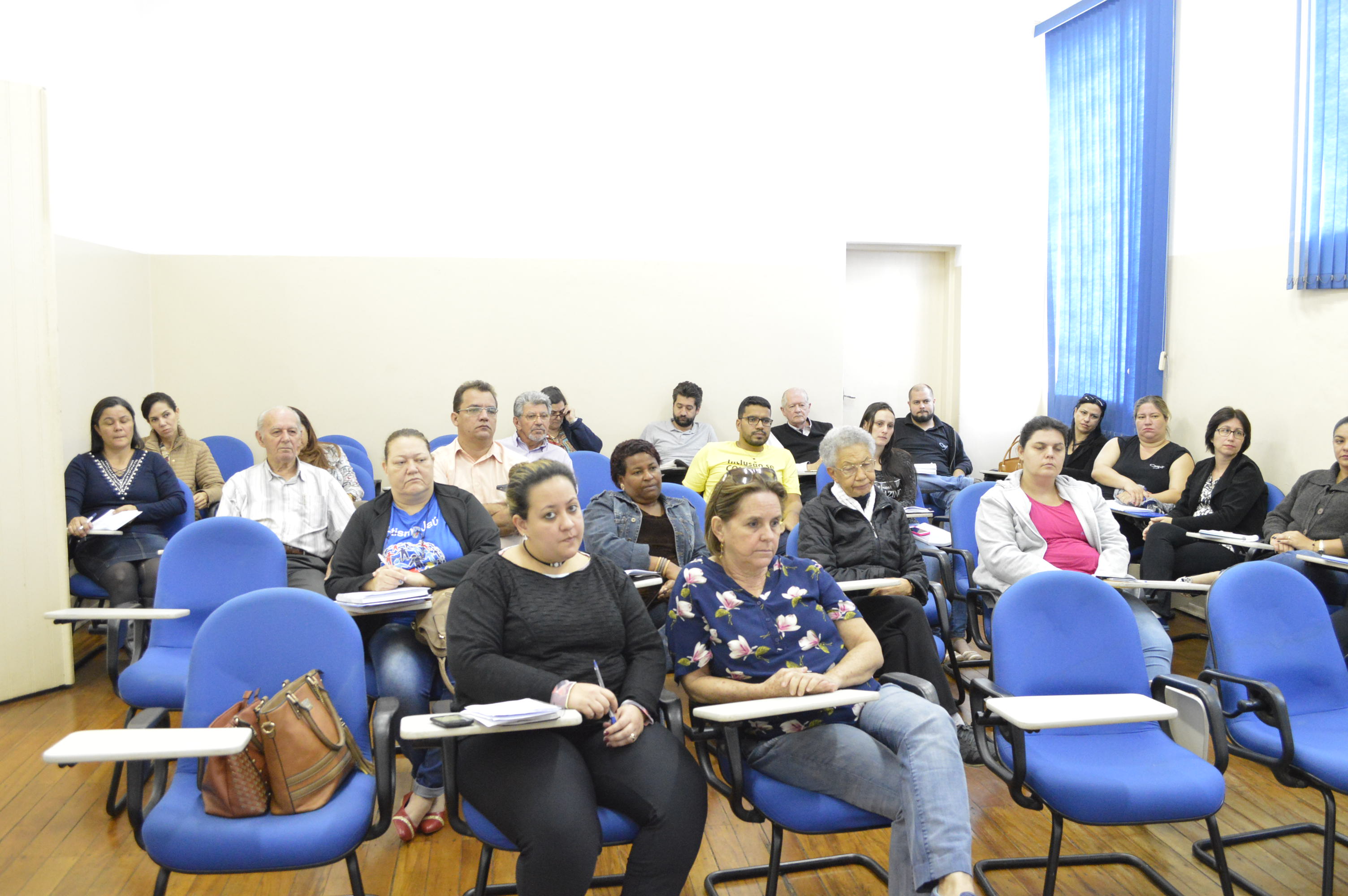 Conselho Municipal dos Direitos da Criança e do Adolescente faz apresentação de novo serviço