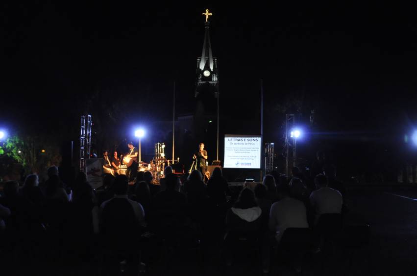 27º Festival de Inverno de Jahu: Grupo Letras e Sons - Espetáculo: Tambores de Minas - FOTOS