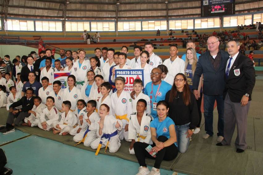 Judô segue em busca de medalhas