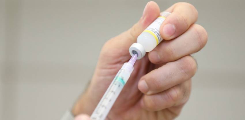 Vacina contra meningite está em falta em muitos postos de saúde no país