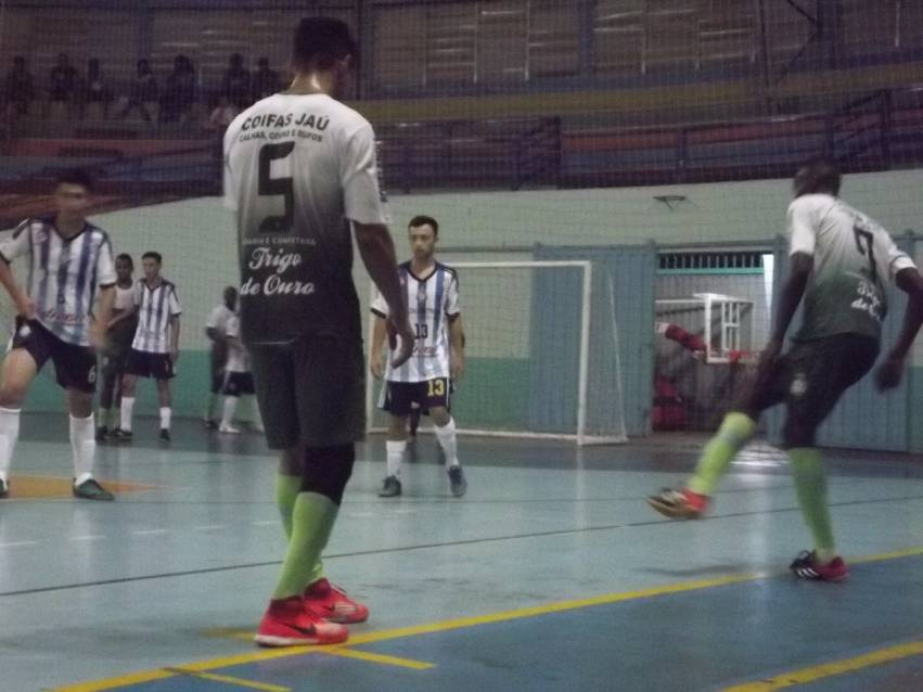V.Q.Q/Alutemper vence novamente e é o líder do Campeonato Jauense de Futsal
