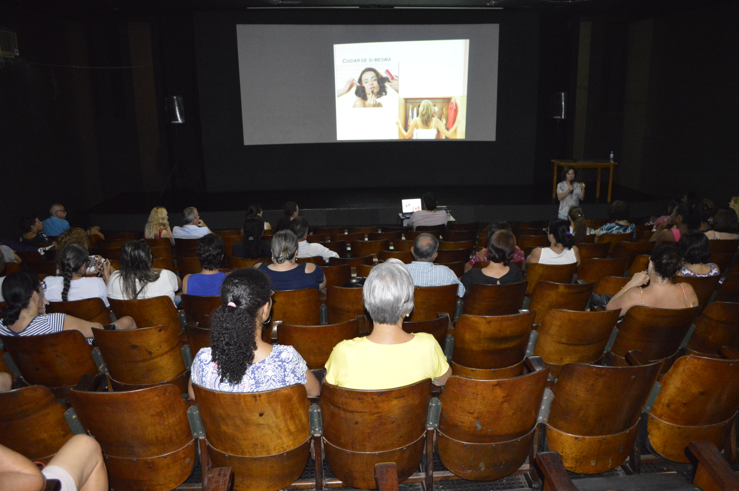 Prefeitura promove palestra no Projeto Desenvolvendo Talentos com o tema: Dor postural: “autocuidados e prevenção”