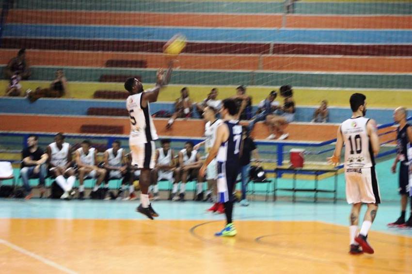 Basquete masculino de Jahu vence mais uma pela Liga de Basquete Centro Oeste Paulista
