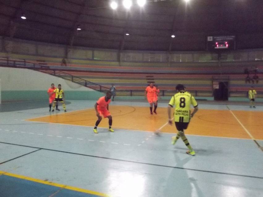 R.F. Ônibus e Copacabana farão a final do Campeonato Jauense de Futsal