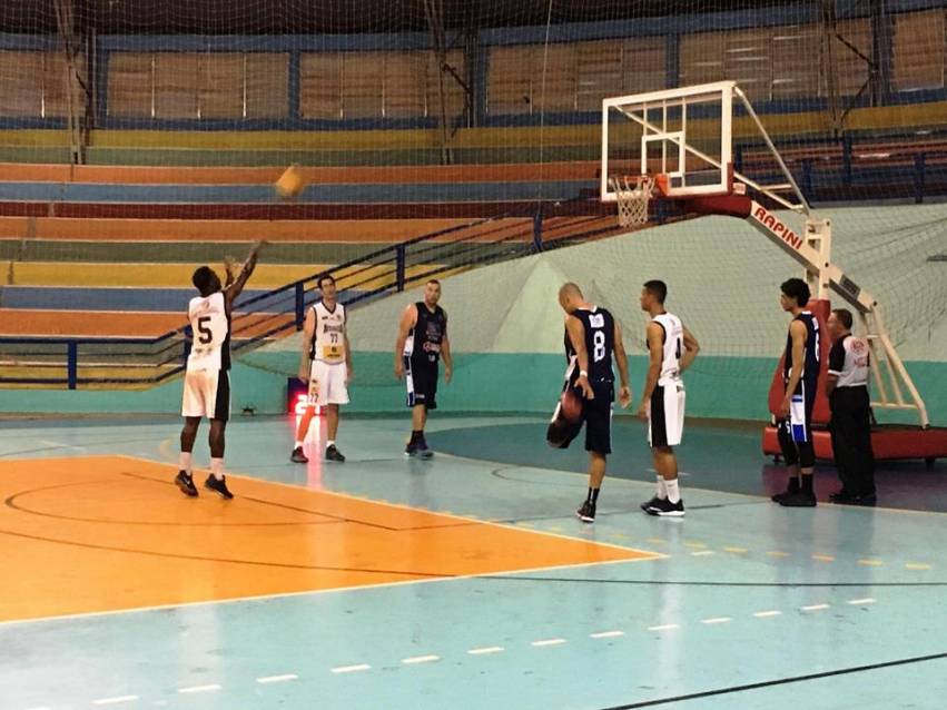 Basquete de Jahu encara Garça neste final de semana