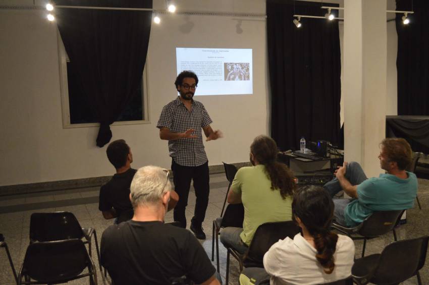 Palestra : “O Cinema Brasileiro de Ontem e Hoje - De Carmem Miranda à JK: uma introdução às chanchadas” - FOTOS