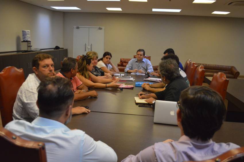 Comissão Especial faz reunião de trabalho