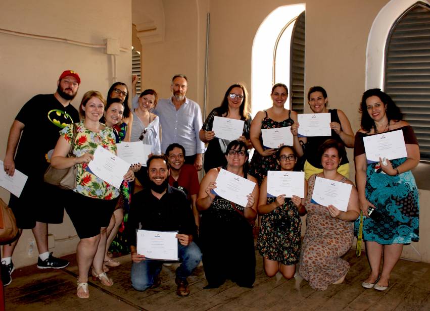 Entrega de certificados aos professores - Programa Turismo na Escola do Senac Jaú