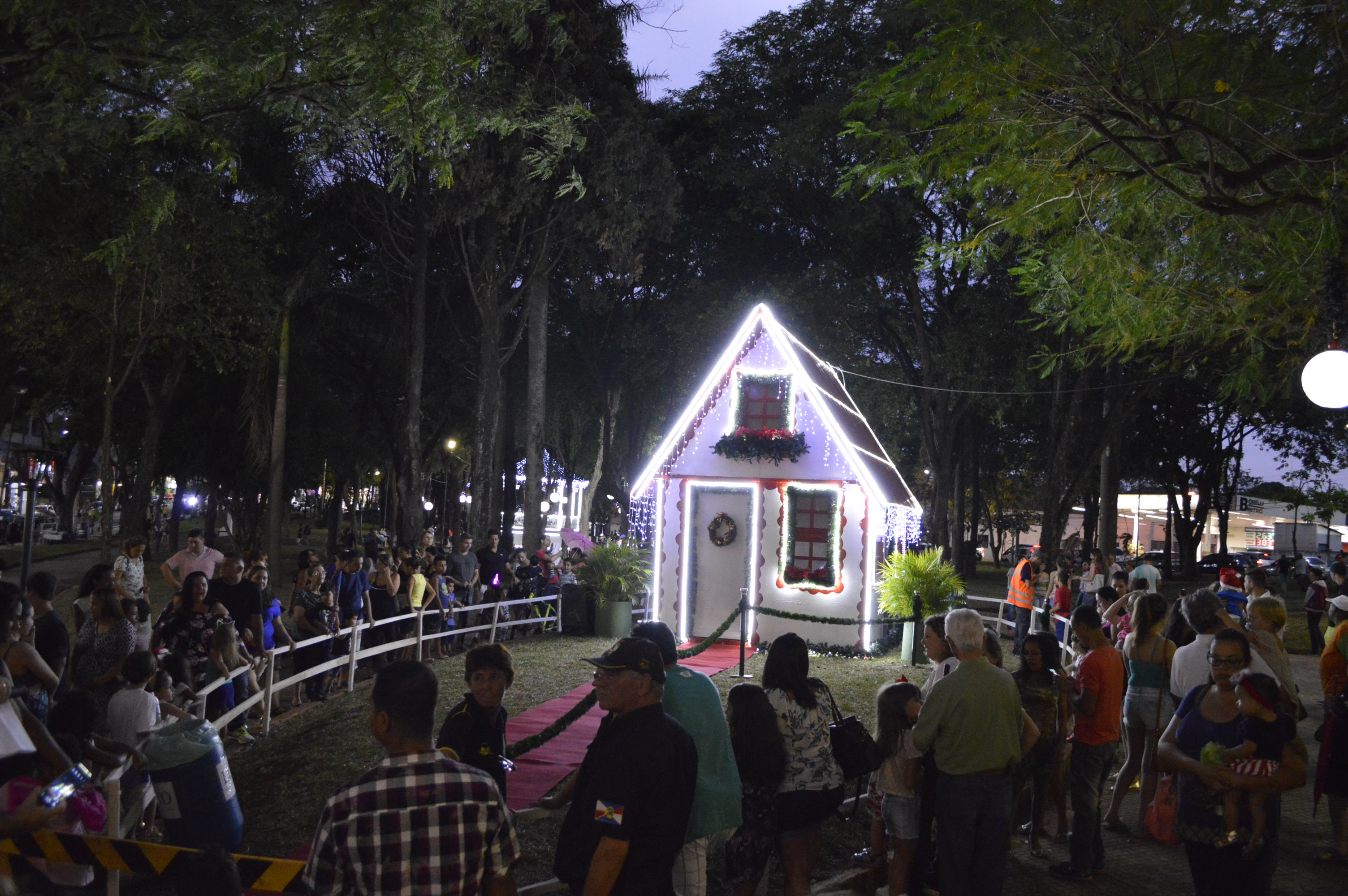 Prefeitura realiza a abertura da Casinha do Papai Noel na segunda-feira
