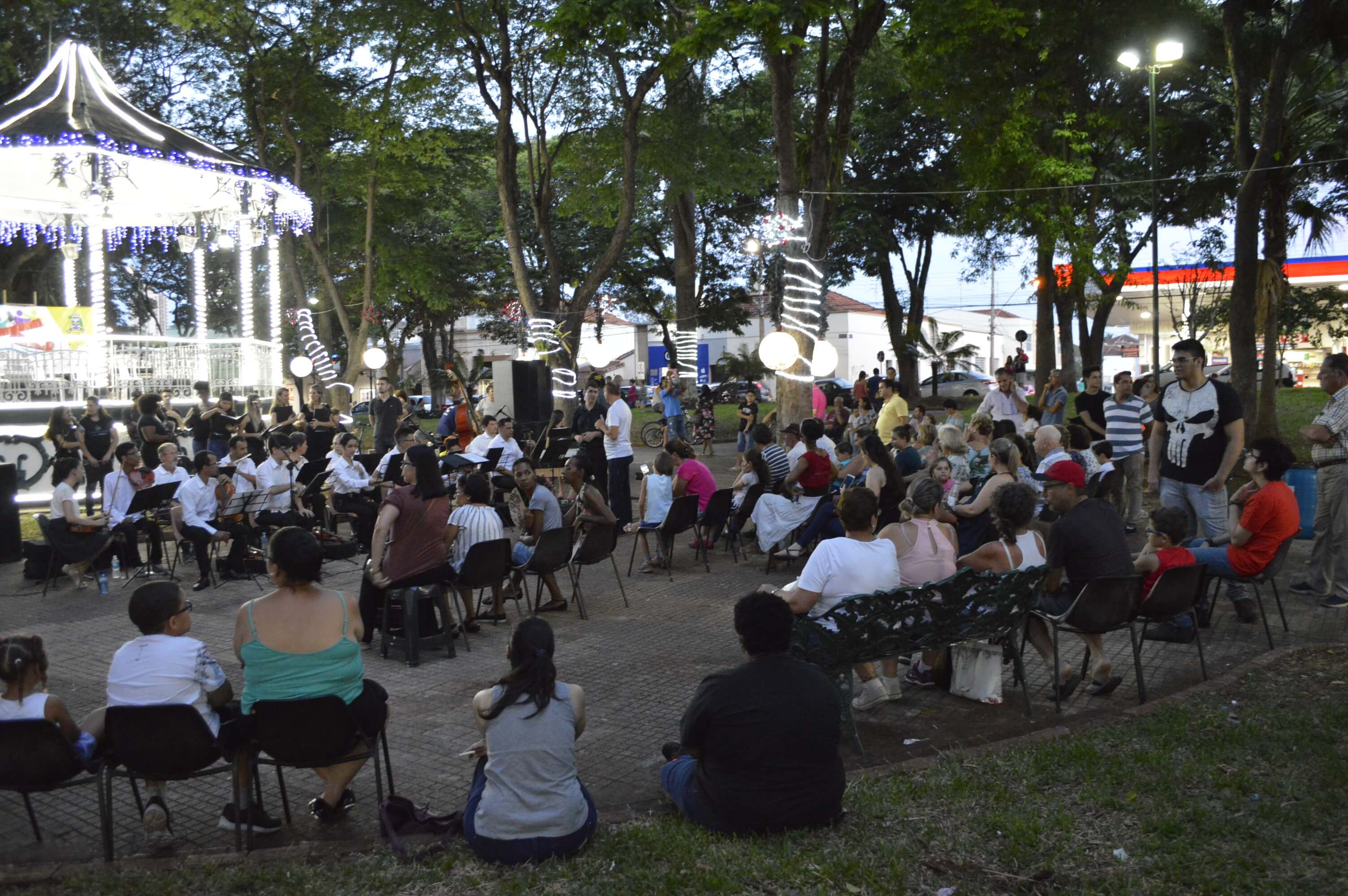 Natal 2018 em Jahu: Orquestra e Coral do Conservatório Jahuense de Música - FOTOS