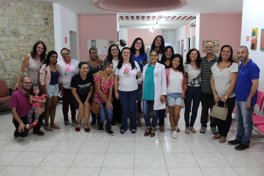 Movimento Viva Mulher: Palestra - Tipos de Violência | Interpretação para Libras - FOTOS