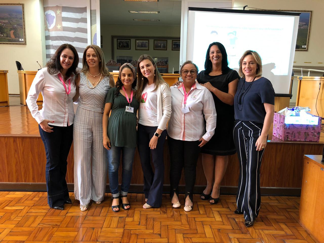 Secretaria de Políticas Públicas para Mulheres: capacitação em Pederneiras