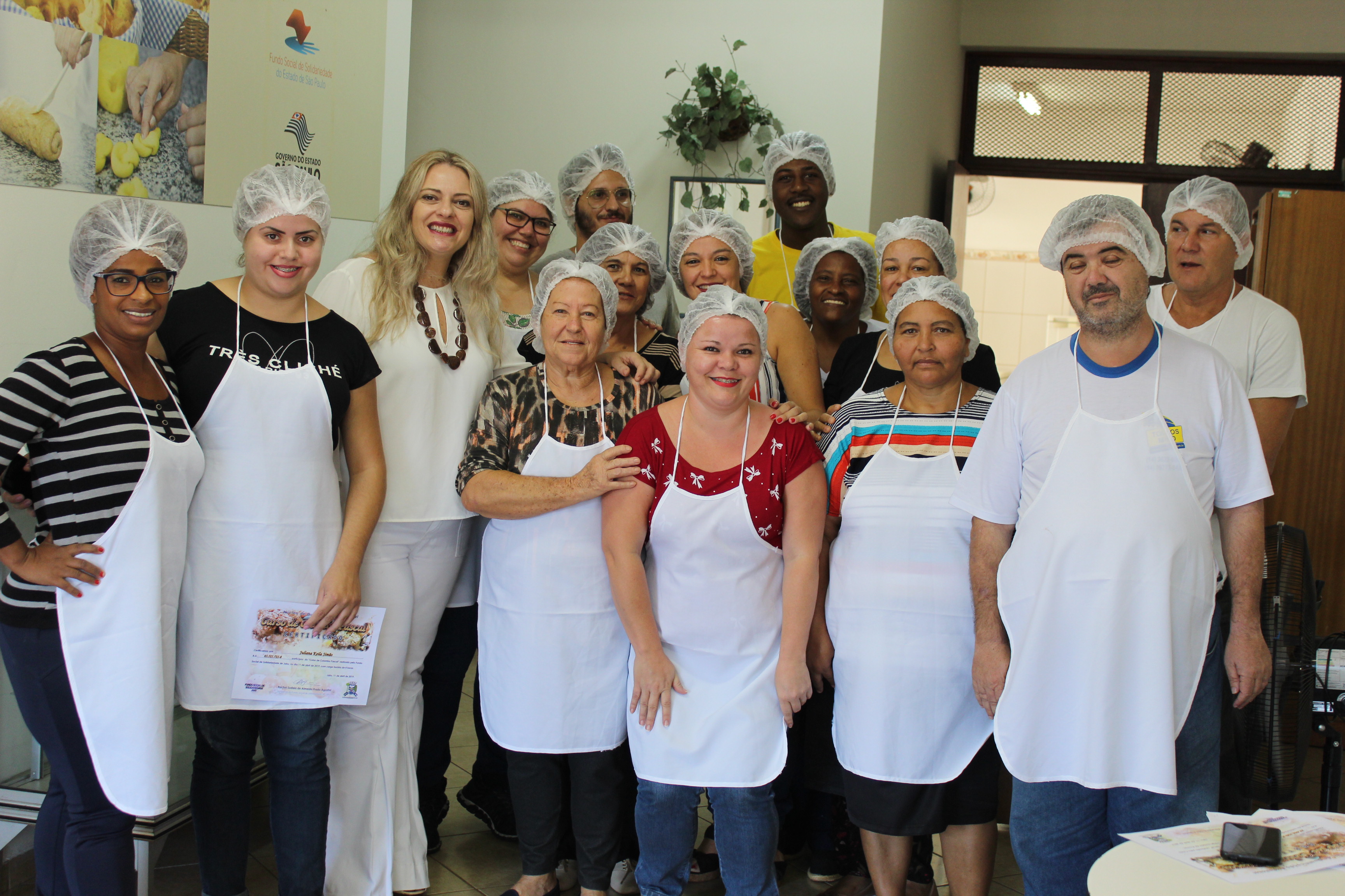 Fundo Social faz curso de Colomba Pascal - FOTOS Turma B