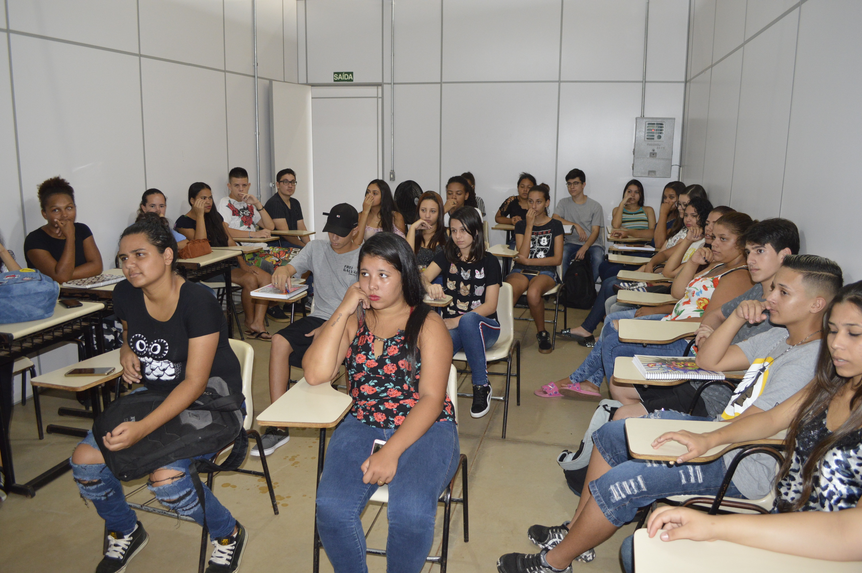 Com todas as vagas preenchidas, começa curso de Auxiliar de Escritório na Incubadora