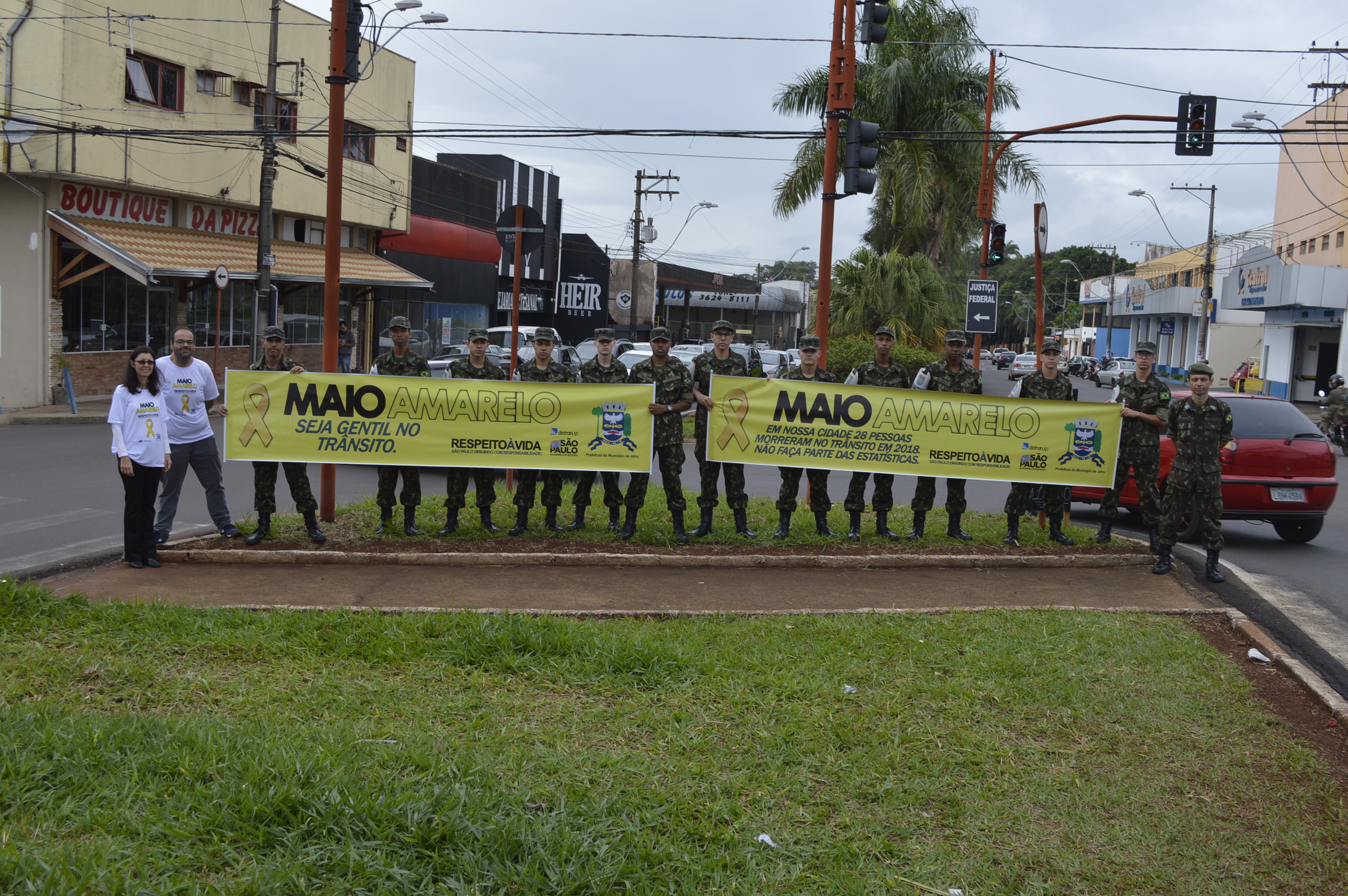 Maio Amarelo: Pit Stop em parceria com o Tiro de Guerra - FOTOS