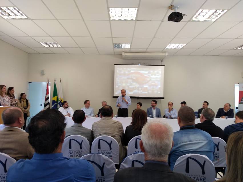 Jahu participa de reunião dos Municípios de Interesse Turístico