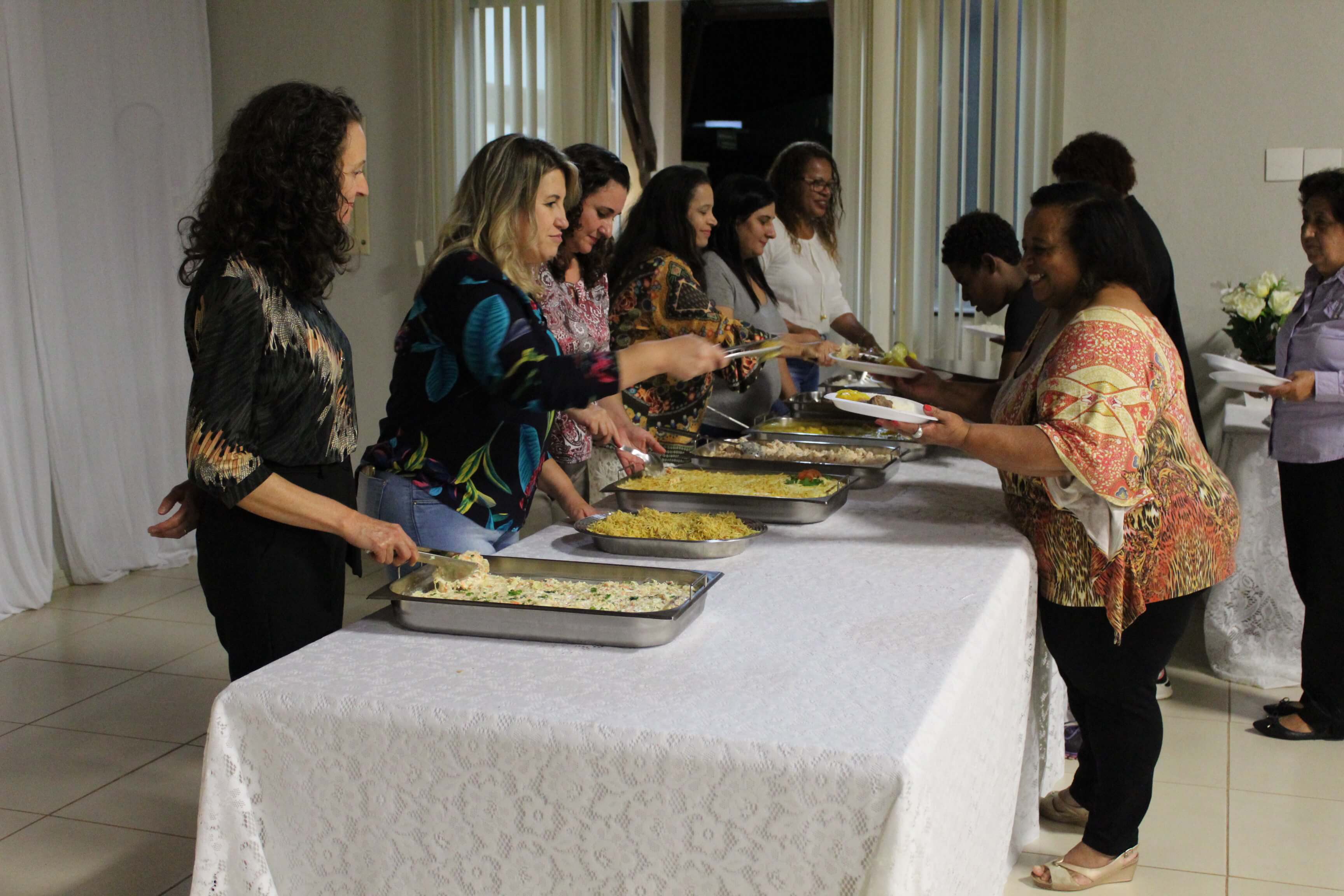 EJA: Jantar de homenagem às mães - FOTOS