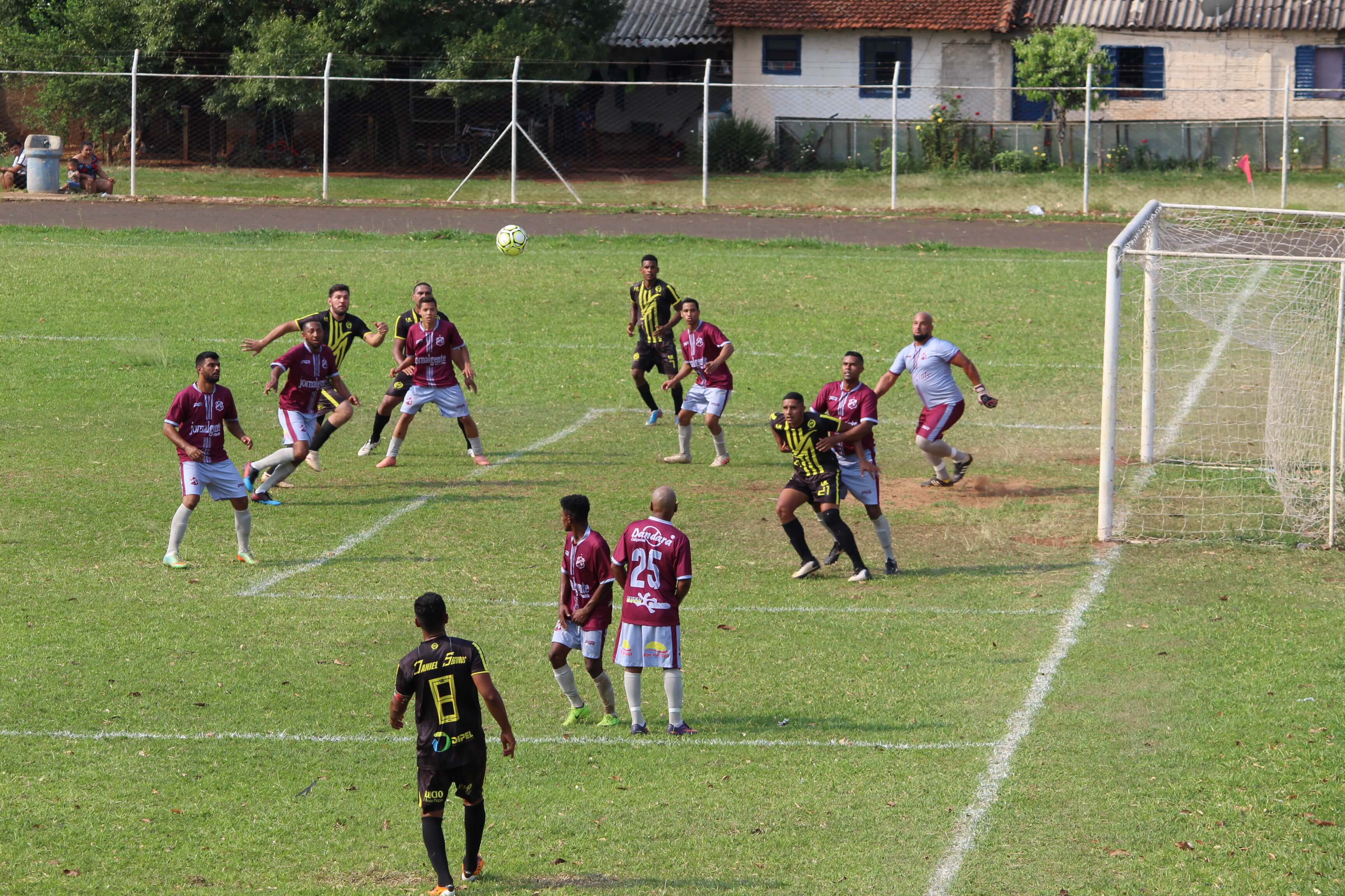 Definidos os finalistas do Campeonato Jauense de futebol da segunda divisão