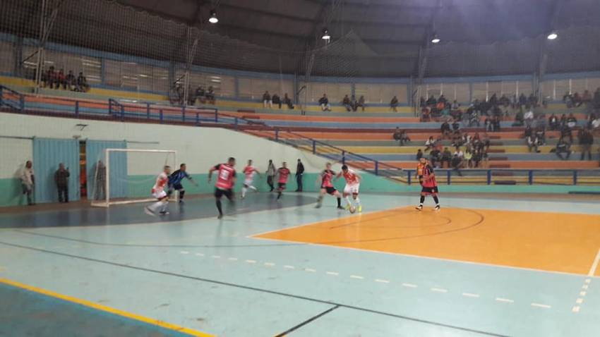 Definidos os finalistas do Campeonato Jauense de futsal da segunda divisão