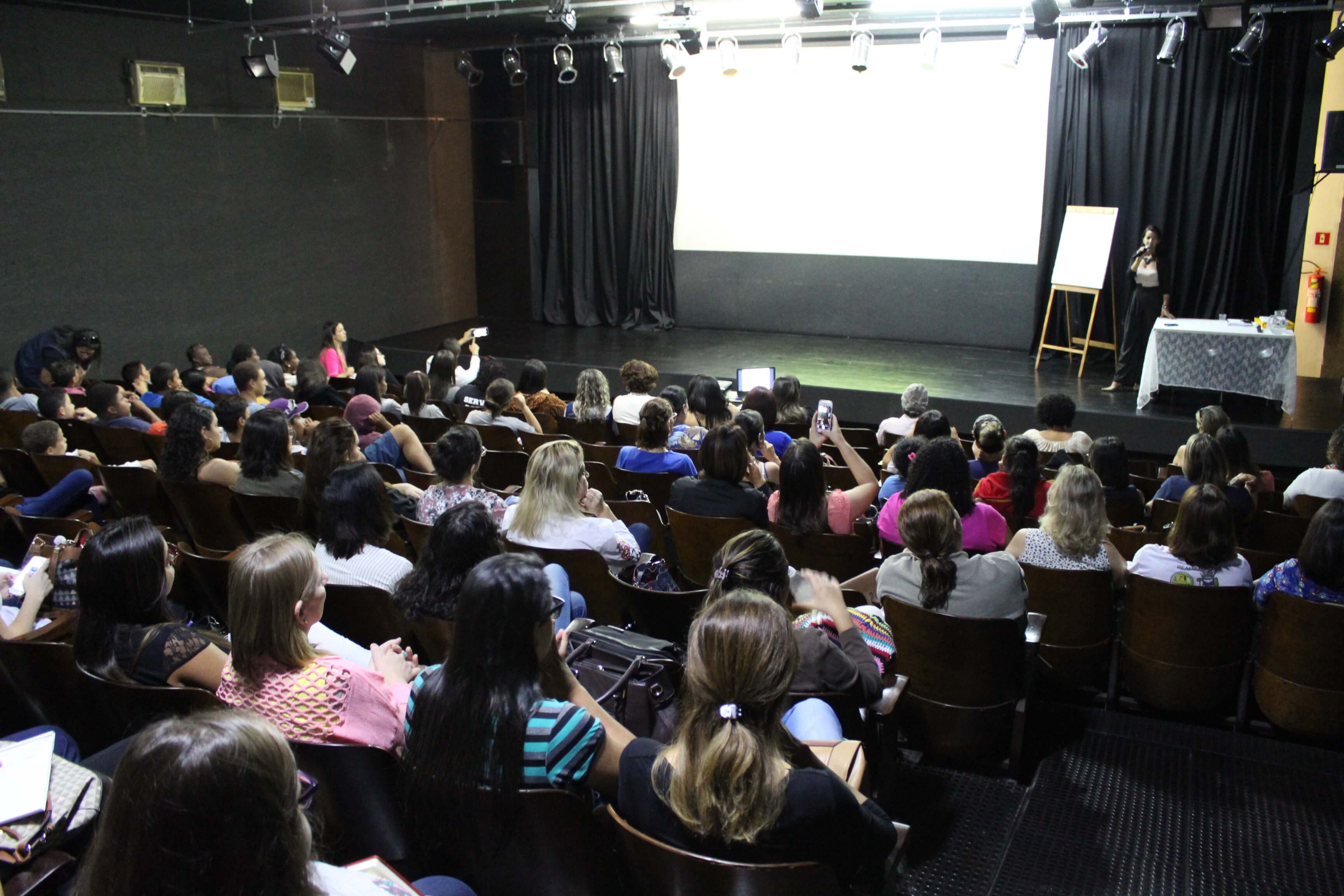 Secretaria de Assistência e Desenvolvimento Social realiza conferência - FOTOS