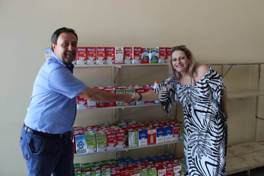 Semana do Idoso arrecada 733 litros leite para doação