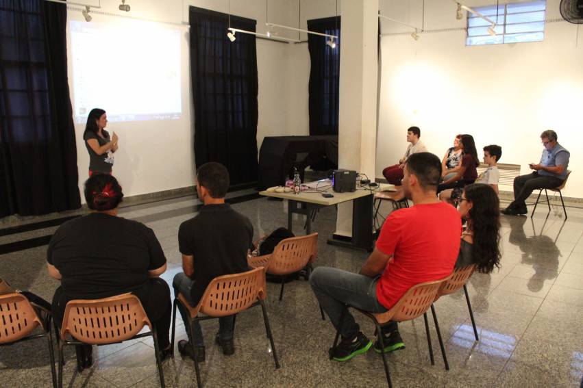 PONTOS MIS: oficina “Aventuras em série” - FOTOS