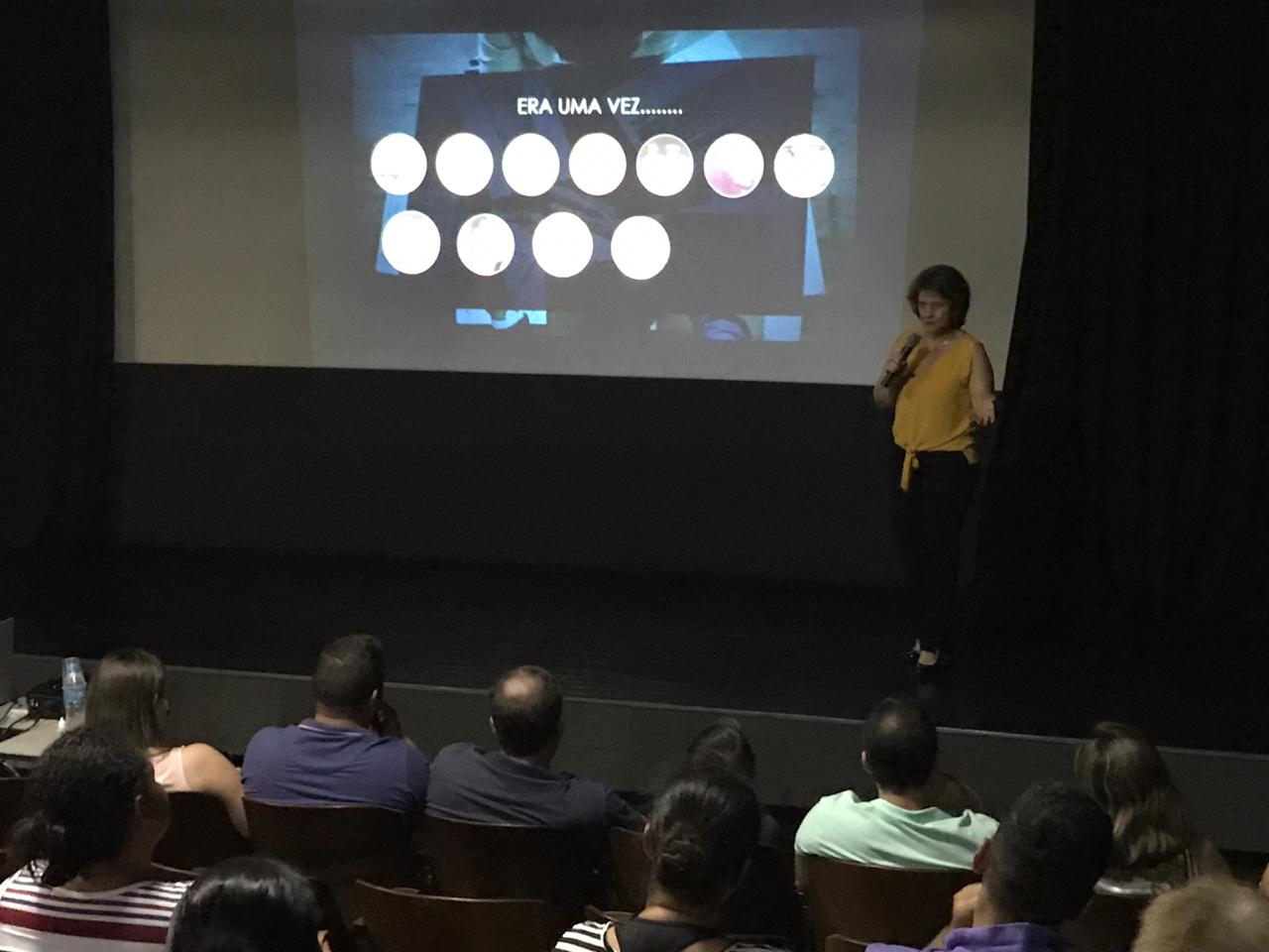 Prefeitura promove no Projeto Desenvolvendo Talentos, palestra com o tema “Inteligência Emocional” - FOTOS