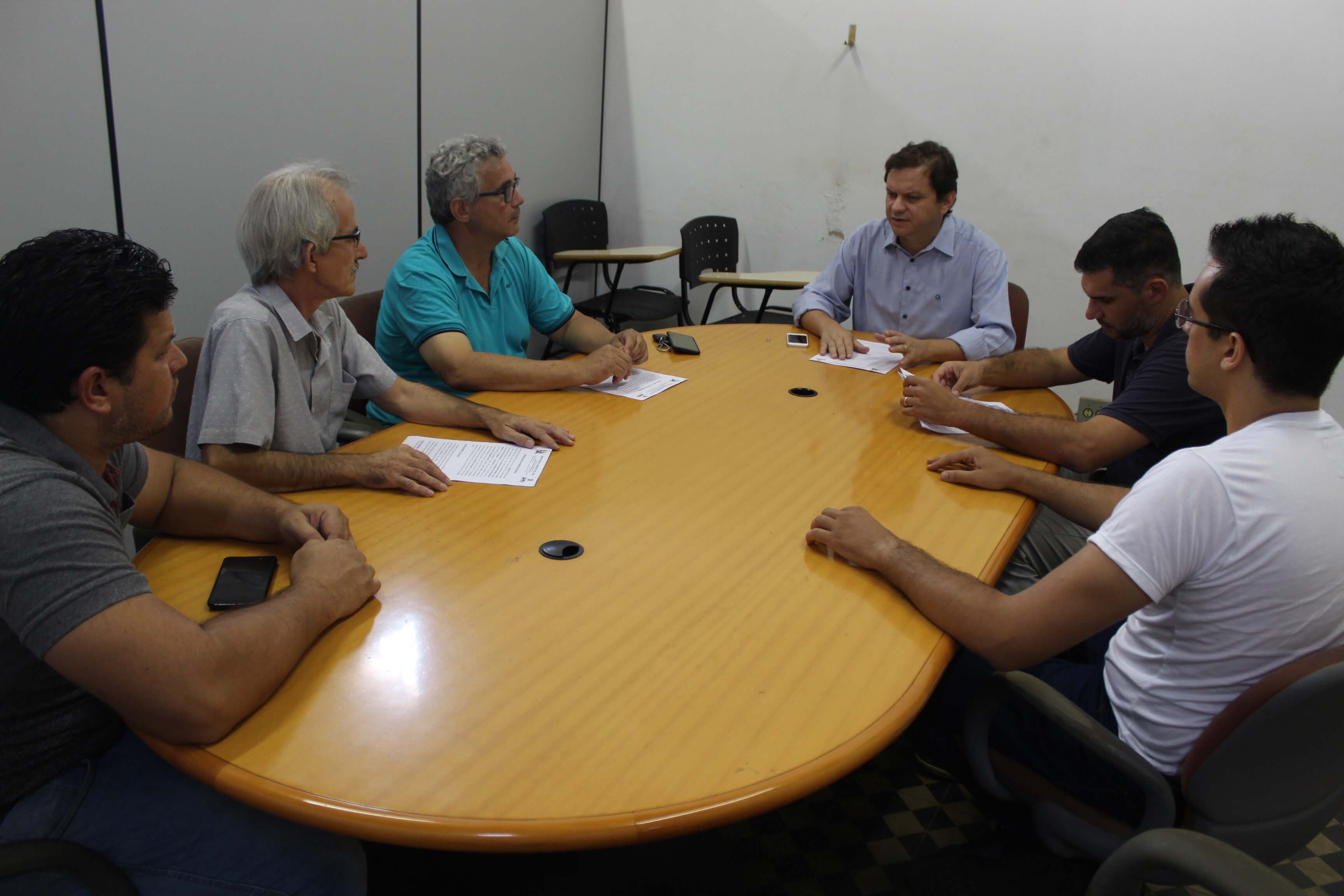 Empresas assinam contrato com a Incubadora de Empresas do Distrito