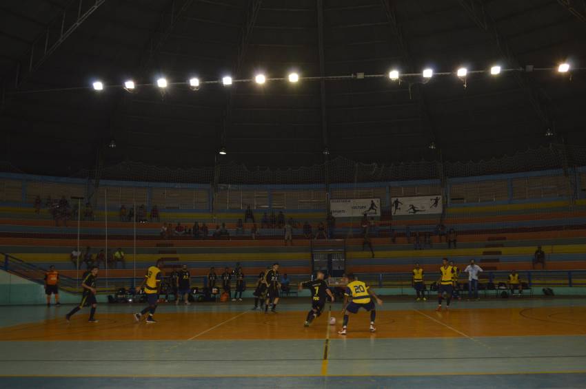 Definidos os semifinalistas do Campeonato Jauense de futsal da terceira divisão