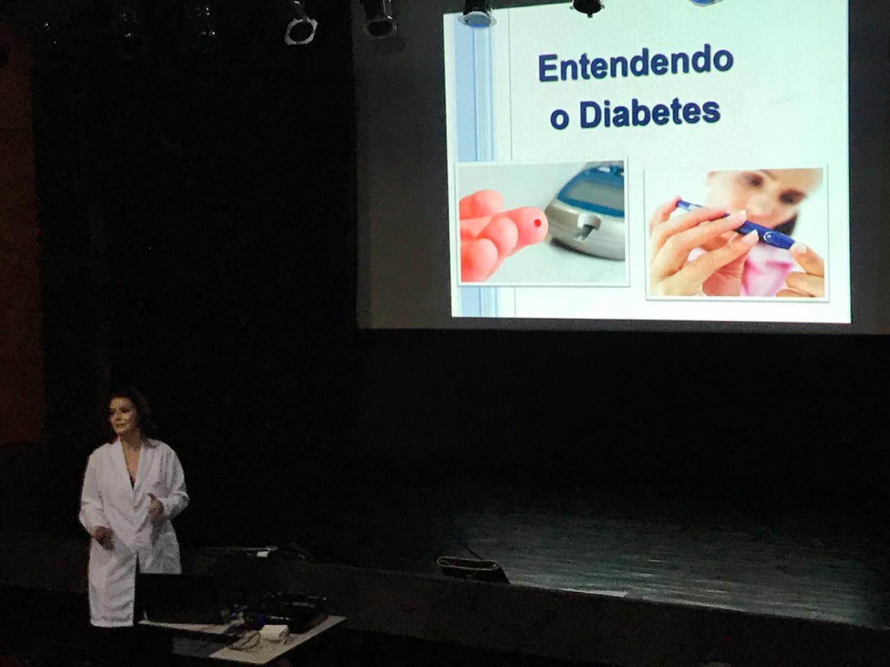 Palestra sobre combate e prevenção ao Diabetes com a médica endocrinologista Dra Gabriela Romano - 26/11 - FOTOS
