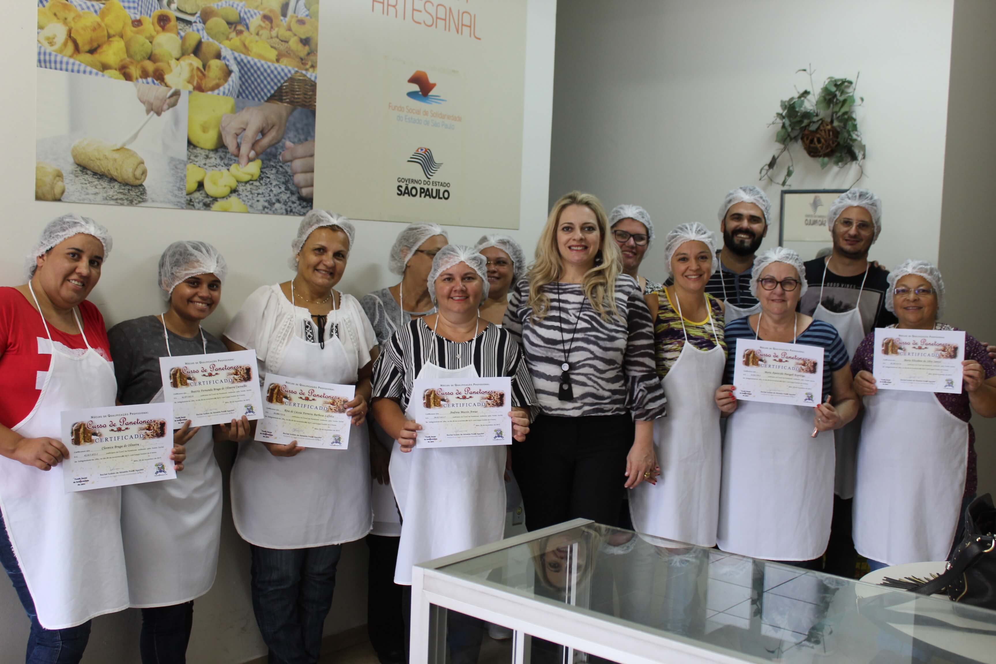 Fundo Social de Solidariedade: 3ª turma do curso de Panetone - FOTOS