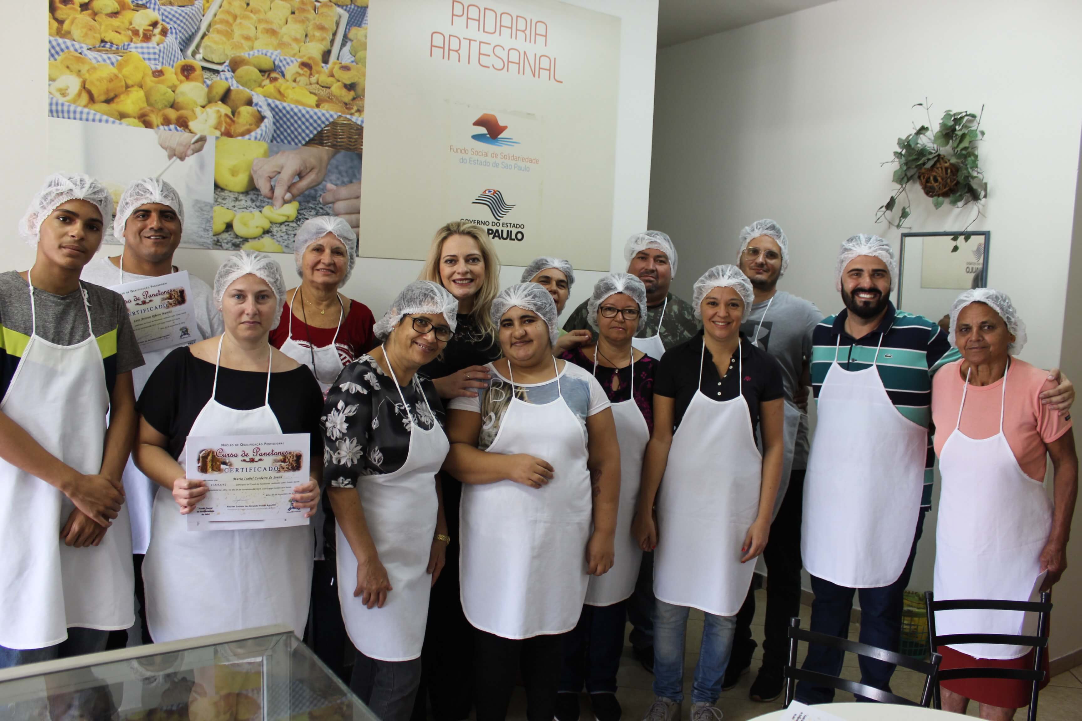 Fundo Social de Solidariedade: 4ª turma do curso de Panetone - FOTOS