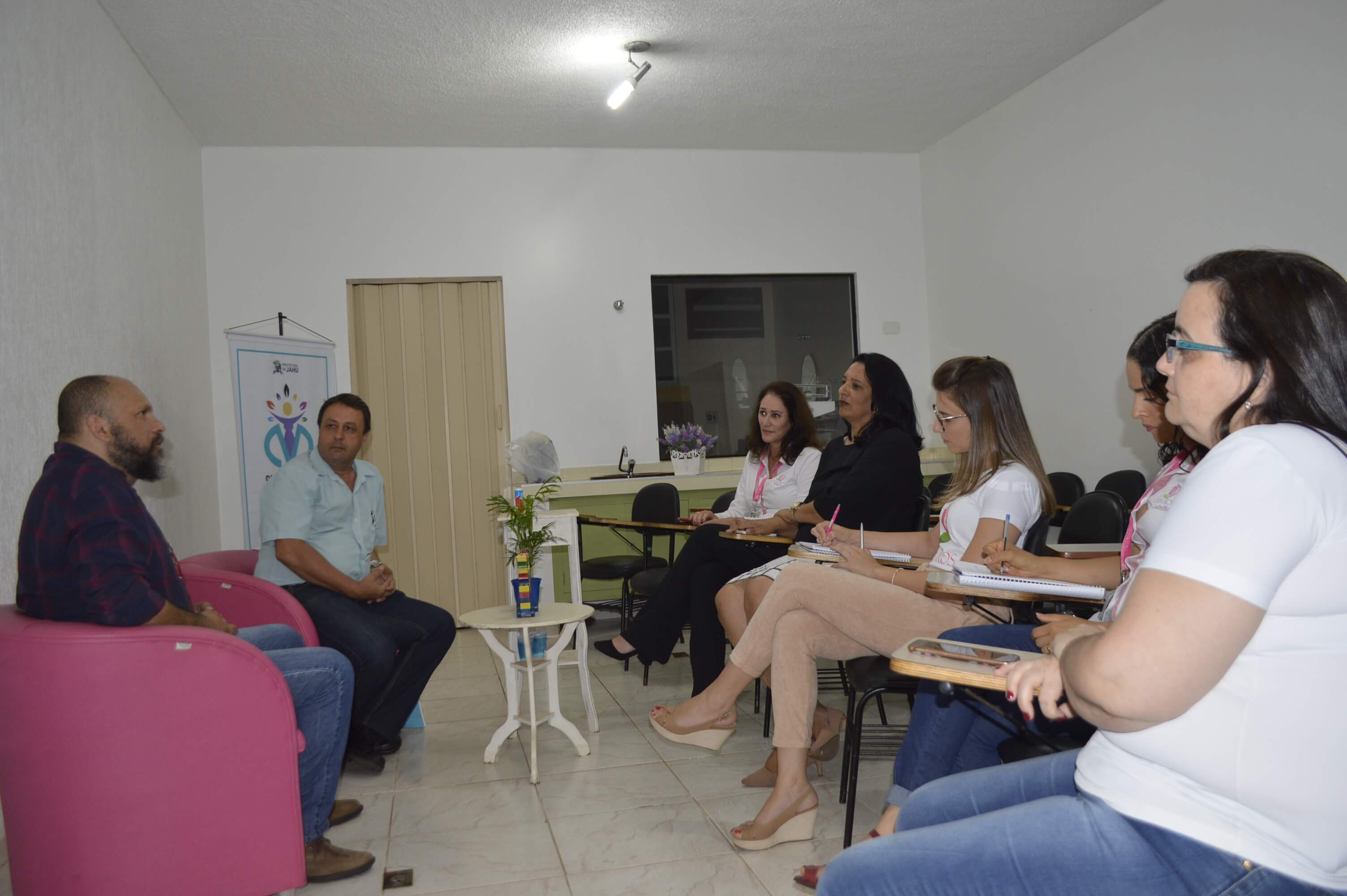 Secretaria de Políticas Públicas para Mulheres promove roda de conversa sobre a desconstrução das masculinidades - FOTOS