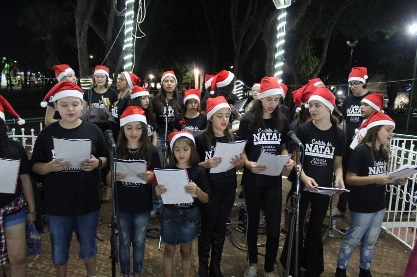 Natal 2019: Cantata de Natal – Instituto Ângela Cristina - FOTOS