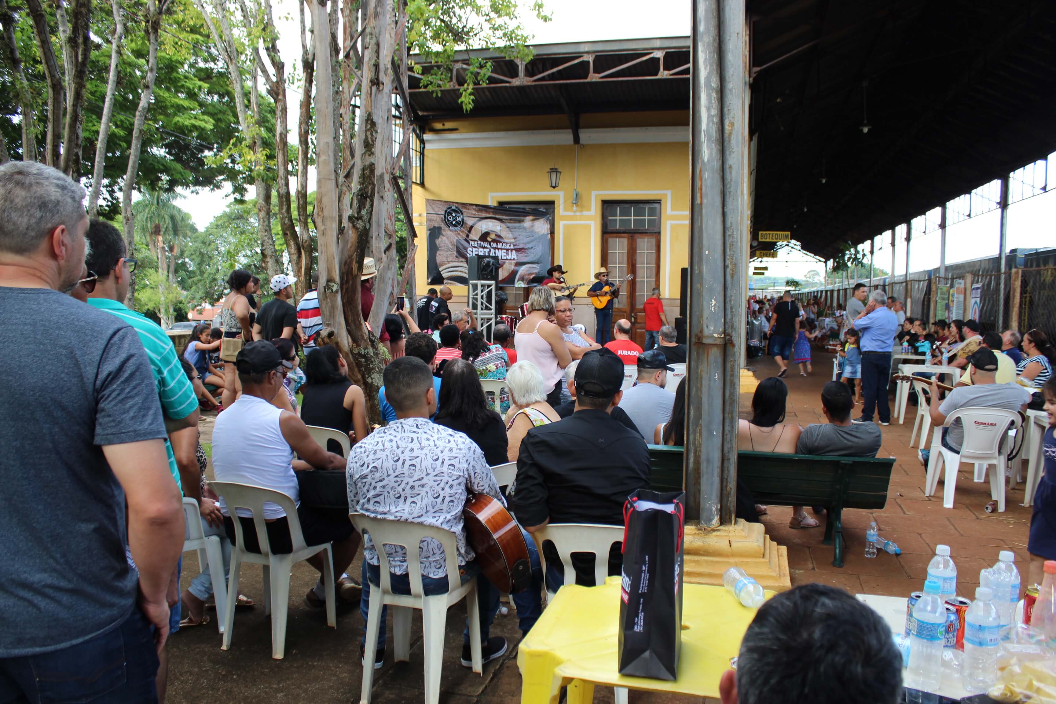 Natal de todos Nós 2019: 5º Festival da Música Sertaneja e Feira de Artesanato - FOTOS