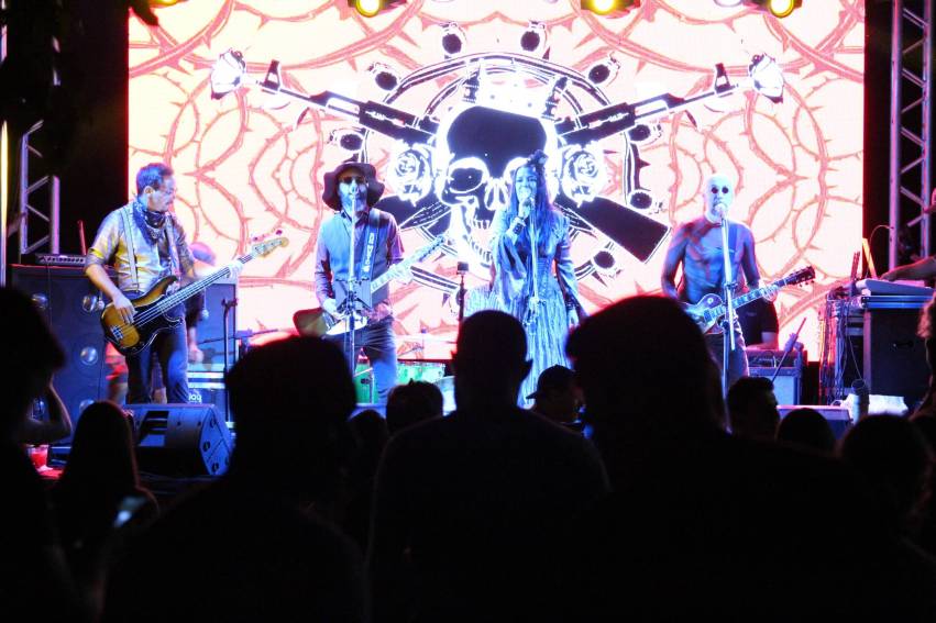 Natal de todos Nós 2019: Show “Rock de Fim de Ano” com Avisavizinha e convidados - FOTOS