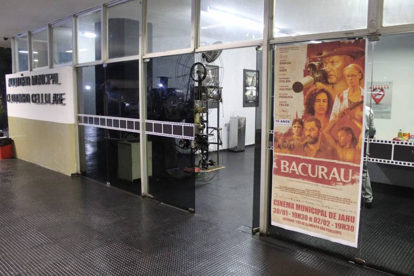 Cinema Municipal: Filme “Bacurau” - FOTOS