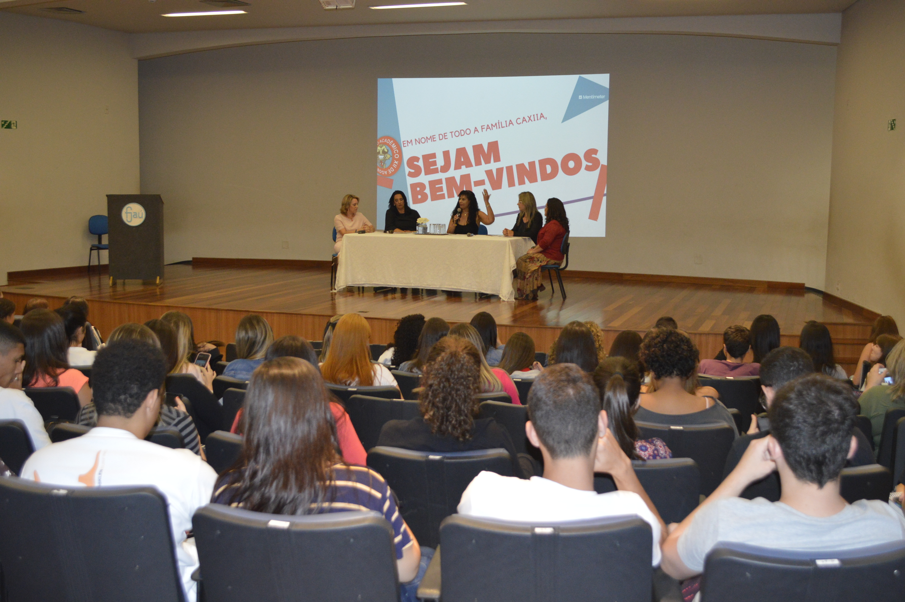 Mesa redonda “A cota de gênero nas eleições proporcionais”