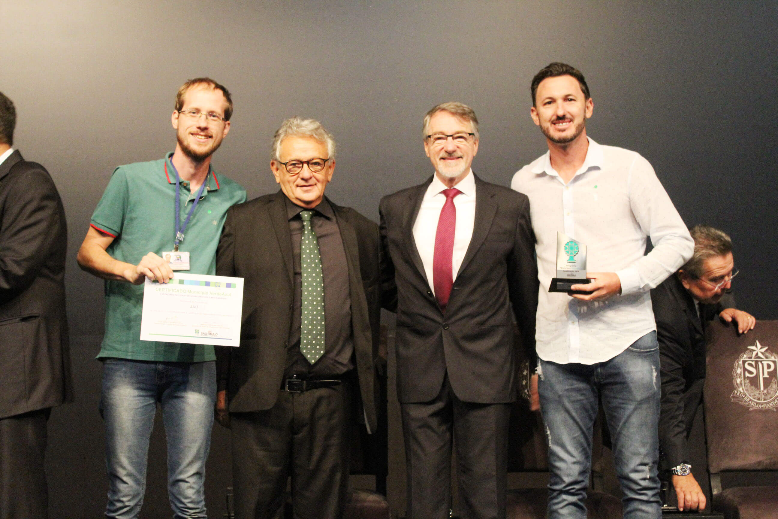 Prefeitura de Jahu recebe premiação em São Paulo