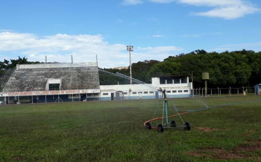 BOMBA D'ÁGUA DO CAMPO MUNICIPAL É CONSERTADA