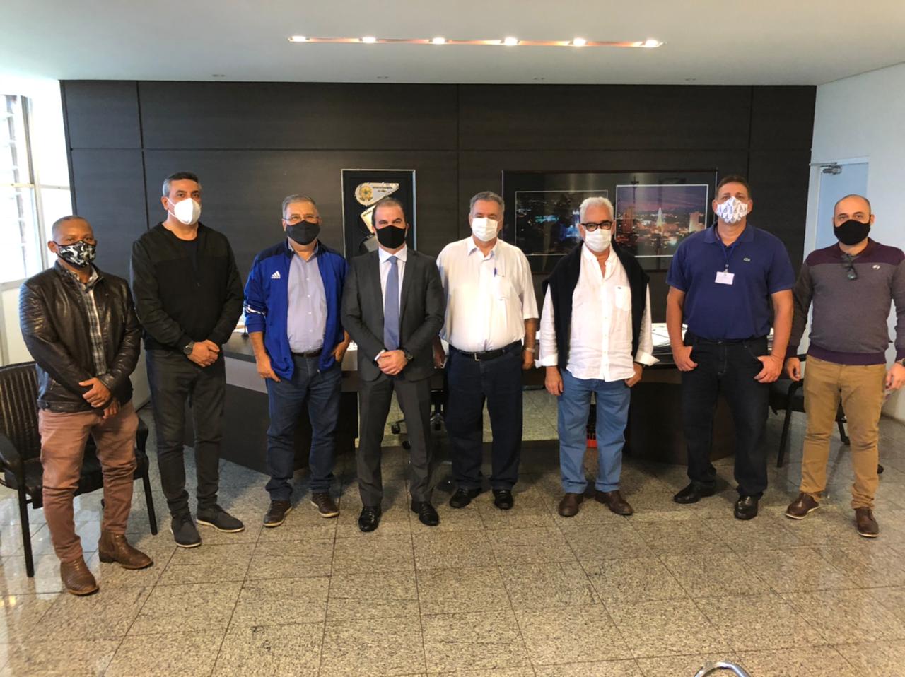 PREFEITURA RECEBE MEMBRO DA SOCIEDADE BRASILEIRA DE ORTOPEDIA E TRAUMATOLOGIA