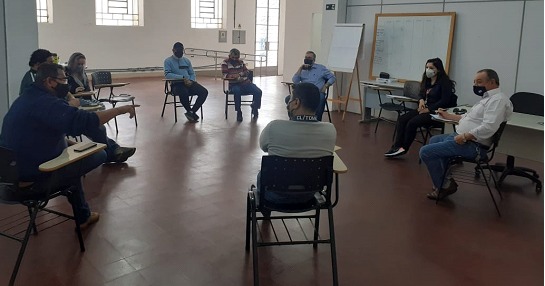 SEDEMP DISCUTE SITUAÇÃO DO SETOR CALÇADISTA