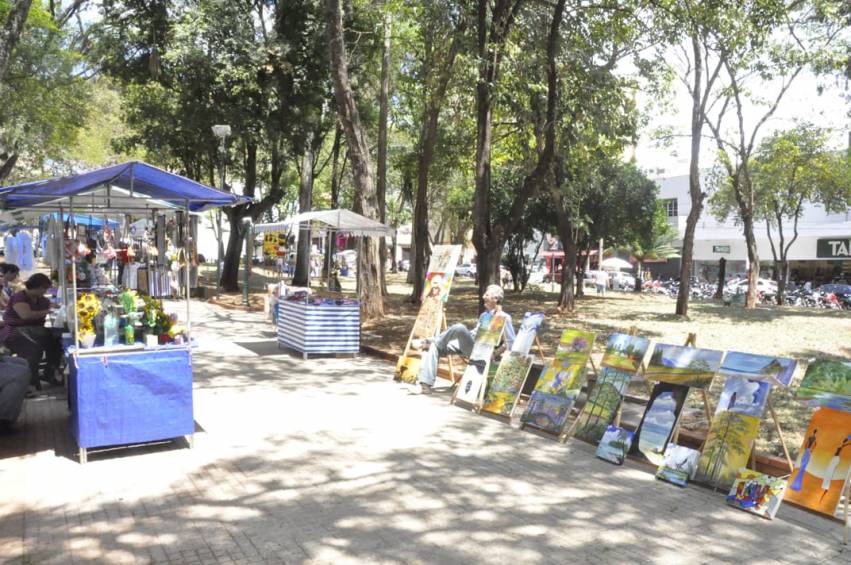 PREFEITURA RETOMA FEIRA DE ARTESANATO NO JARDIM DE BAIXO
