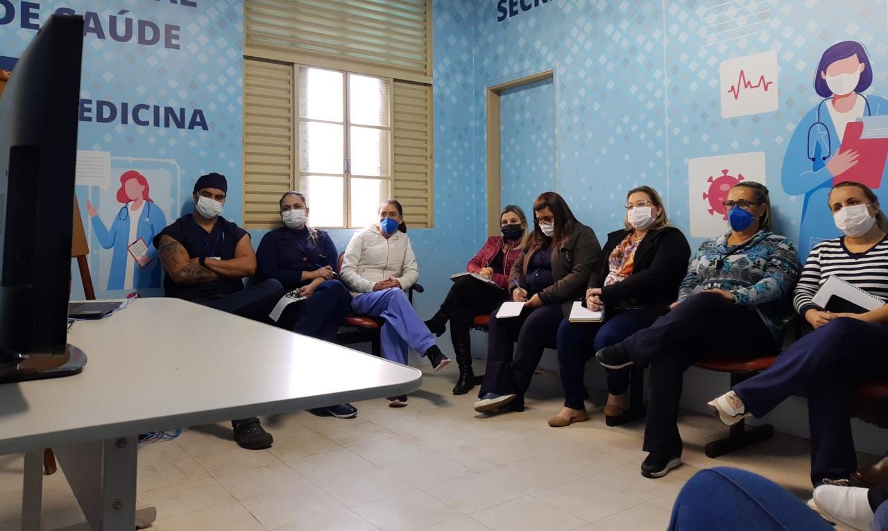 SAÚDE PARTICIPA DE TREINAMENTO PARA INÍCIO DO TRATAMENTO UTILIZANDO PLASMA CONVALESCENTE